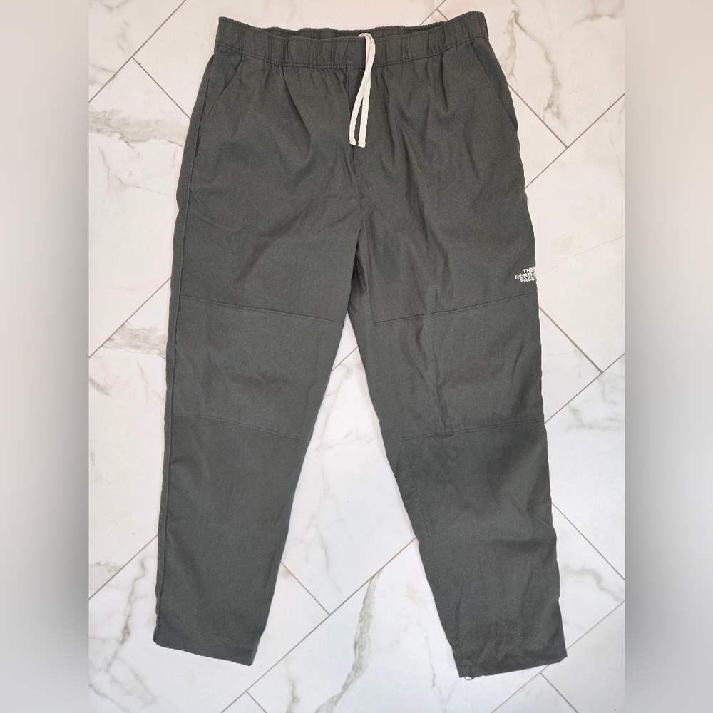 The North Face Men's Olive Green Performance Jogger Pants Adjustable Hem Size L